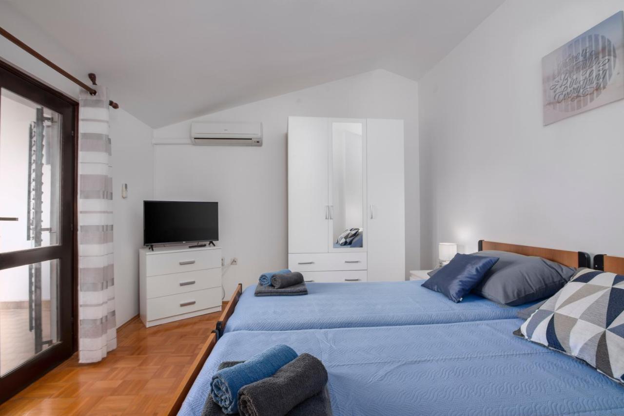 Apartment Blu Pola Esterno foto