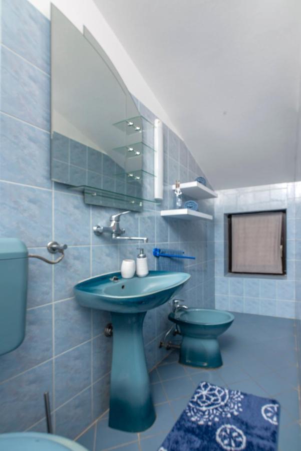 Apartment Blu Pola Esterno foto
